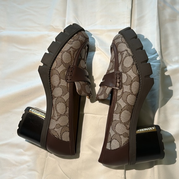 Coach Cora Loafers, 6.5B - Picture 4 of 7